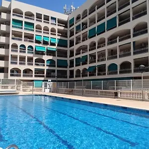 vacaciones-en-pineda-con-2-piscinas-playa-a-5-min.catalonia-hotels.com/